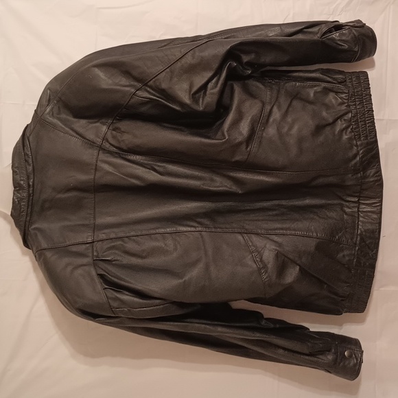 Women's size medium black leather Rock Creek jacket - Picture 2 of 6